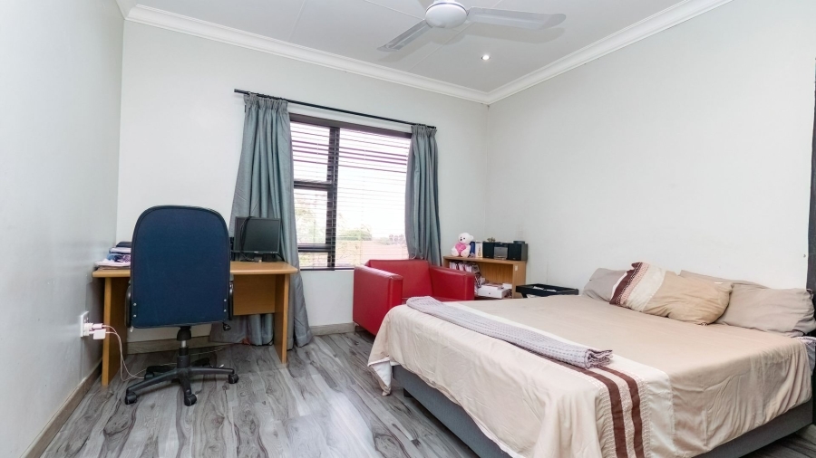 4 Bedroom Property for Sale in Boschdal North West